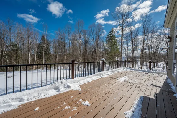 $745,000 | 112 Apple Hill Road, Sunapee, NH 03782