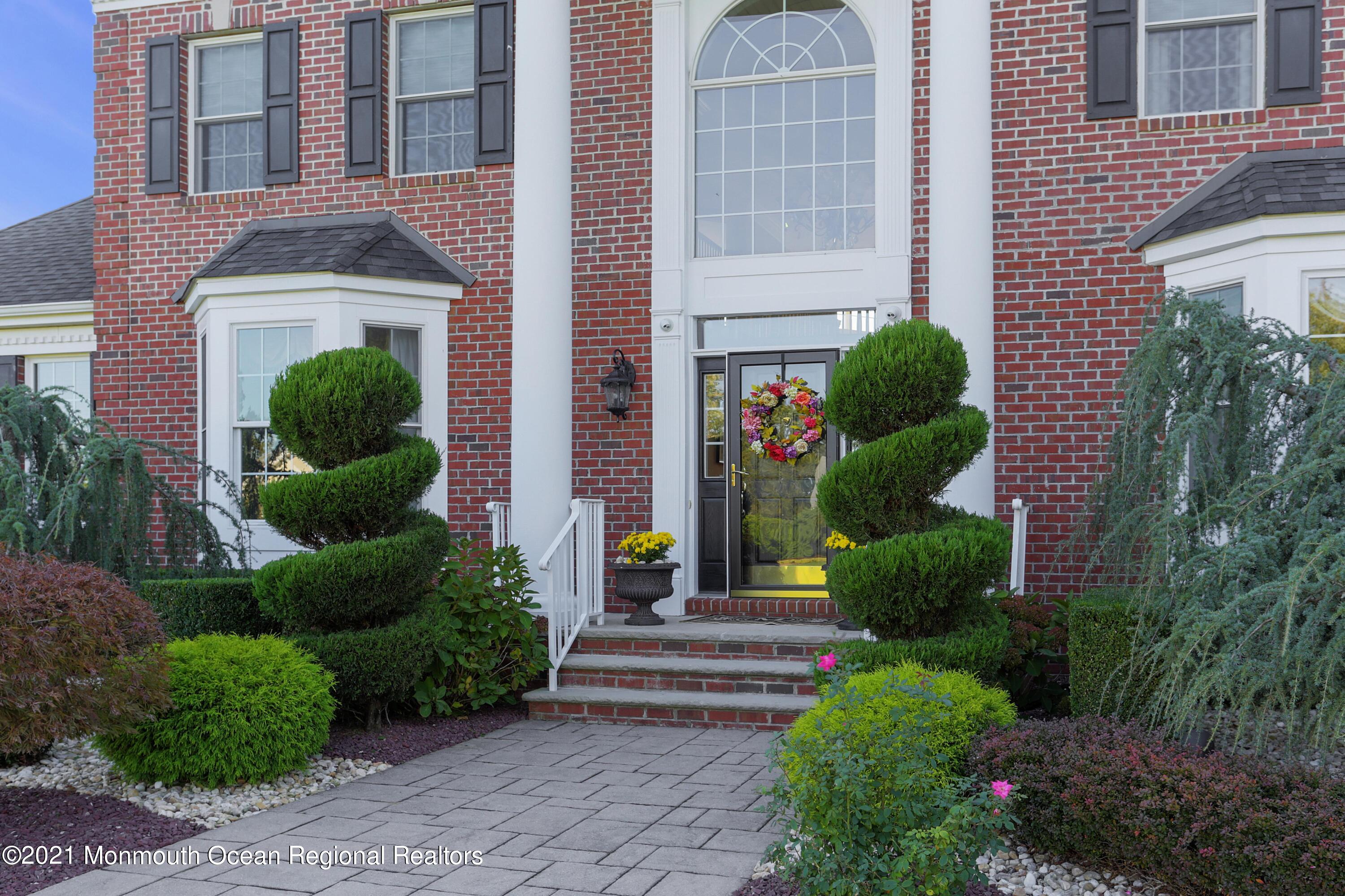 4 Yorktown Road Morganville, NJ 07751 - Photo 2 of 64 IMG_6407_08_09_10_11