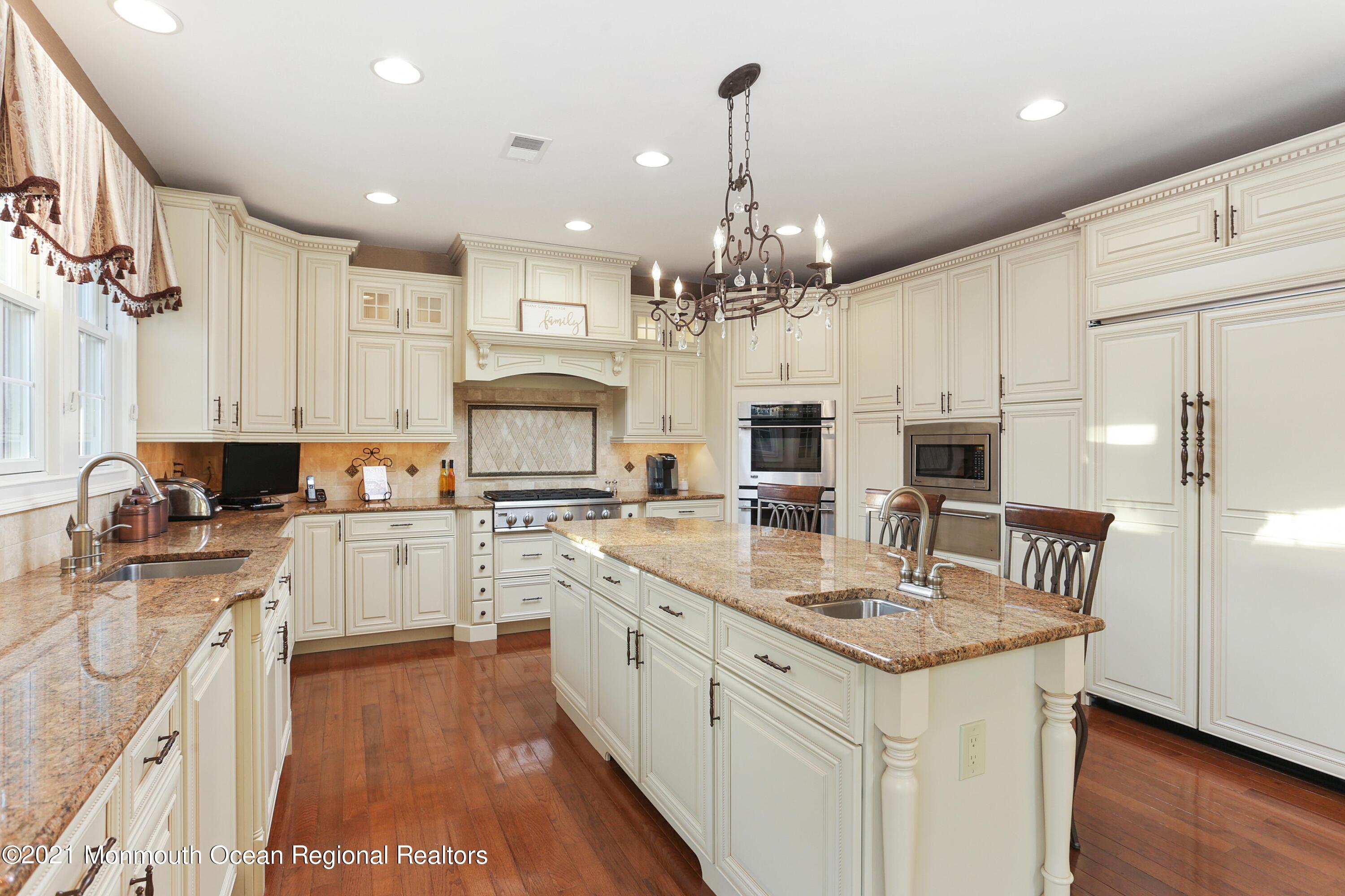 4 Yorktown Road Morganville, NJ 07751 - Photo 20 of 64 IMG_6738