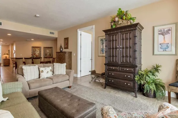 $985,000 | 521 West Beach Boulevard, Unit 702, Gulf Shores, AL 36542