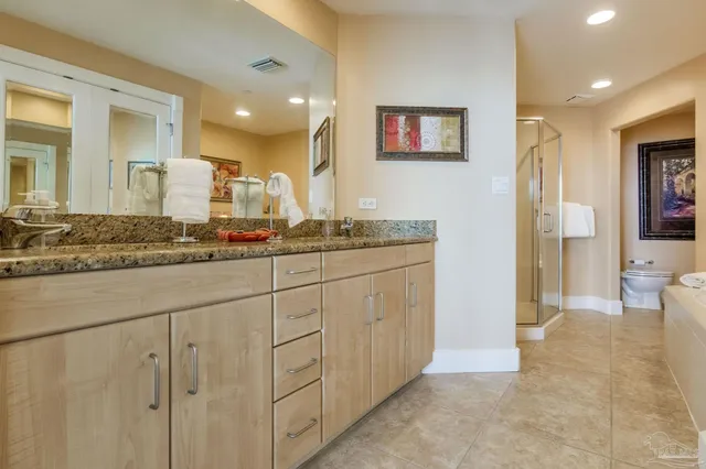 $985,000 | 521 West Beach Boulevard, Unit 702, Gulf Shores, AL 36542