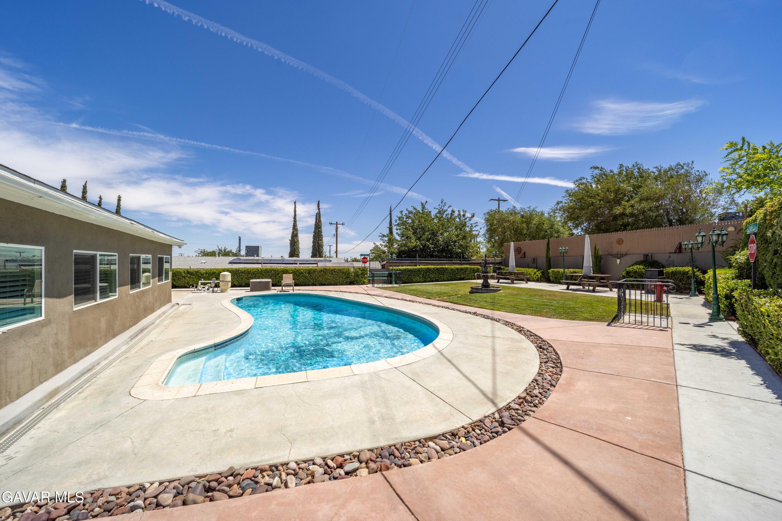 38818 Deer Run Road Palmdale, CA 93551 - Photo 27 of 33 38818 Deer Run Rd -27