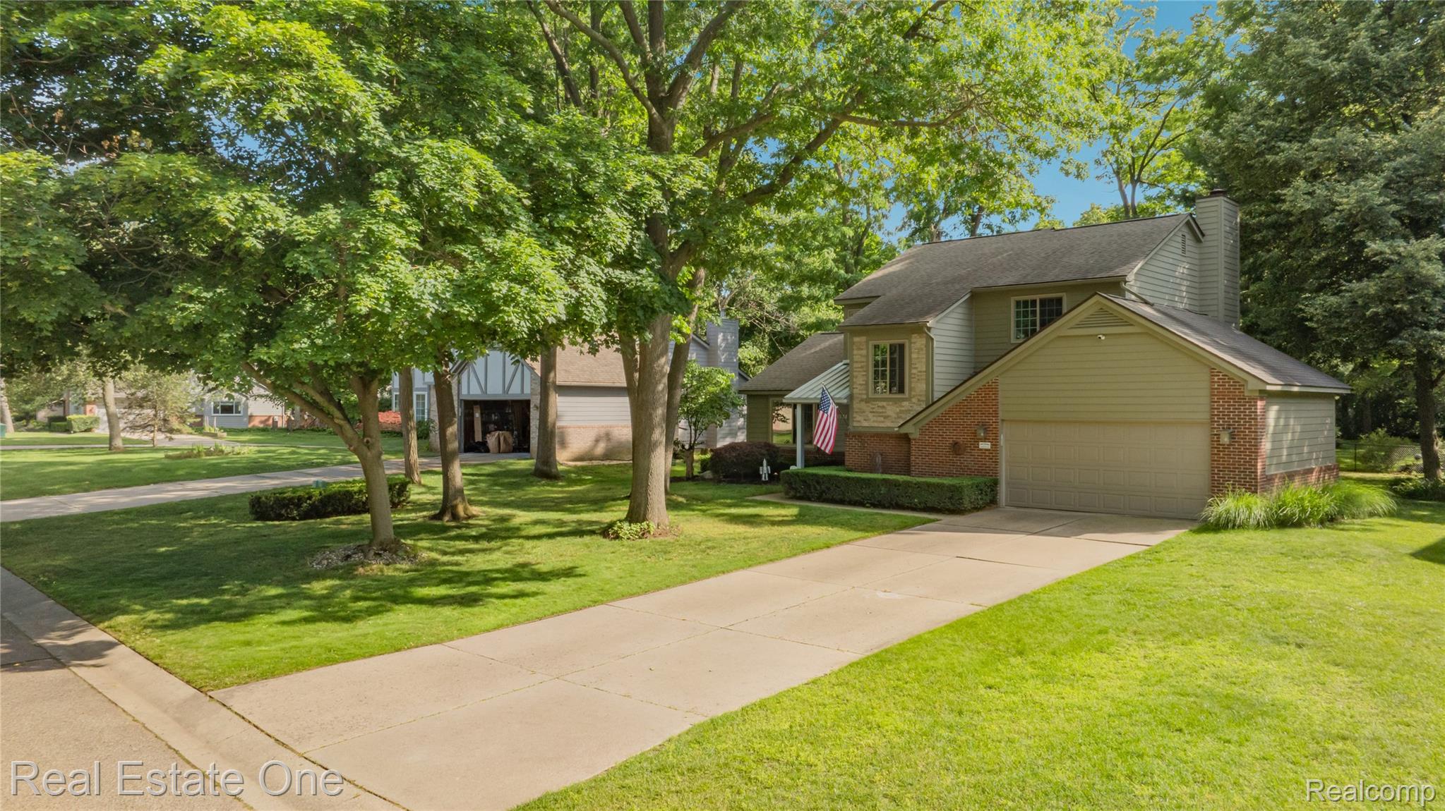 1574 Cardinal Ridge Court West Bloomfield, MI 48324 - Photo 5 of 57 1574 Cardinal Ridge - OnDemand Pix Photography (43).jpg