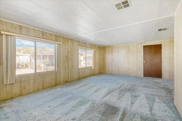 $190,000 | 15420 Olde Highway 80, Unit 127, El Cajon, CA 92021