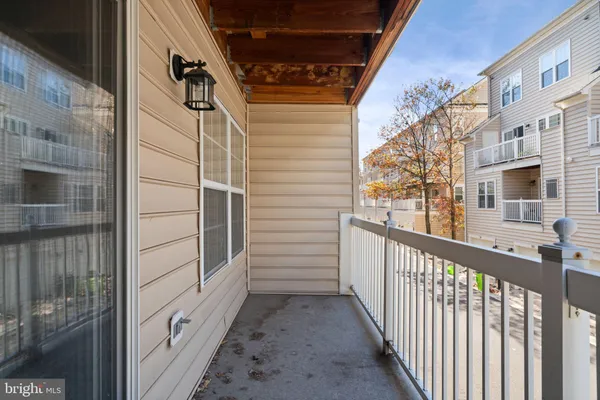 $3,200 | 177 Martin Lane, Alexandria, VA 22304