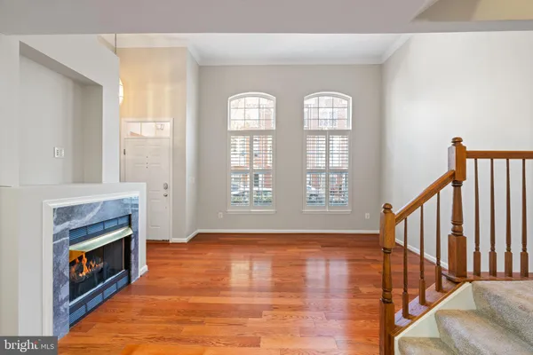 $3,200 | 177 Martin Lane, Alexandria, VA 22304