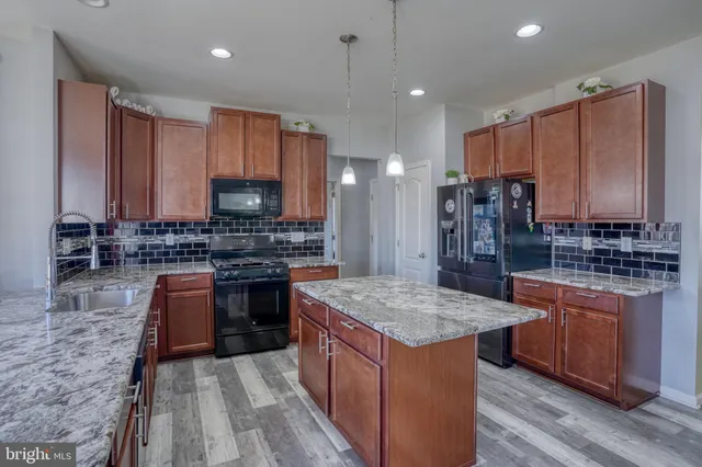 $575,000 | 216 Edgar Road, Townsend, DE 19734