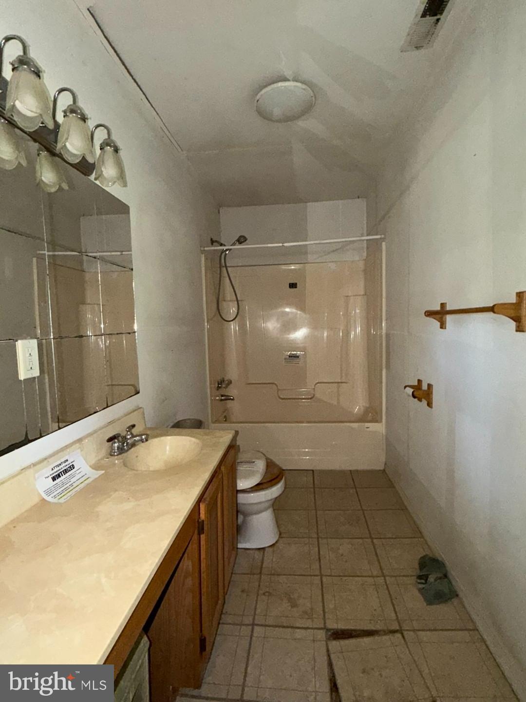 1314 Cherry Garden Road Baltimore, MD 21221 - Photo 30 of 31 Gallery Image 30