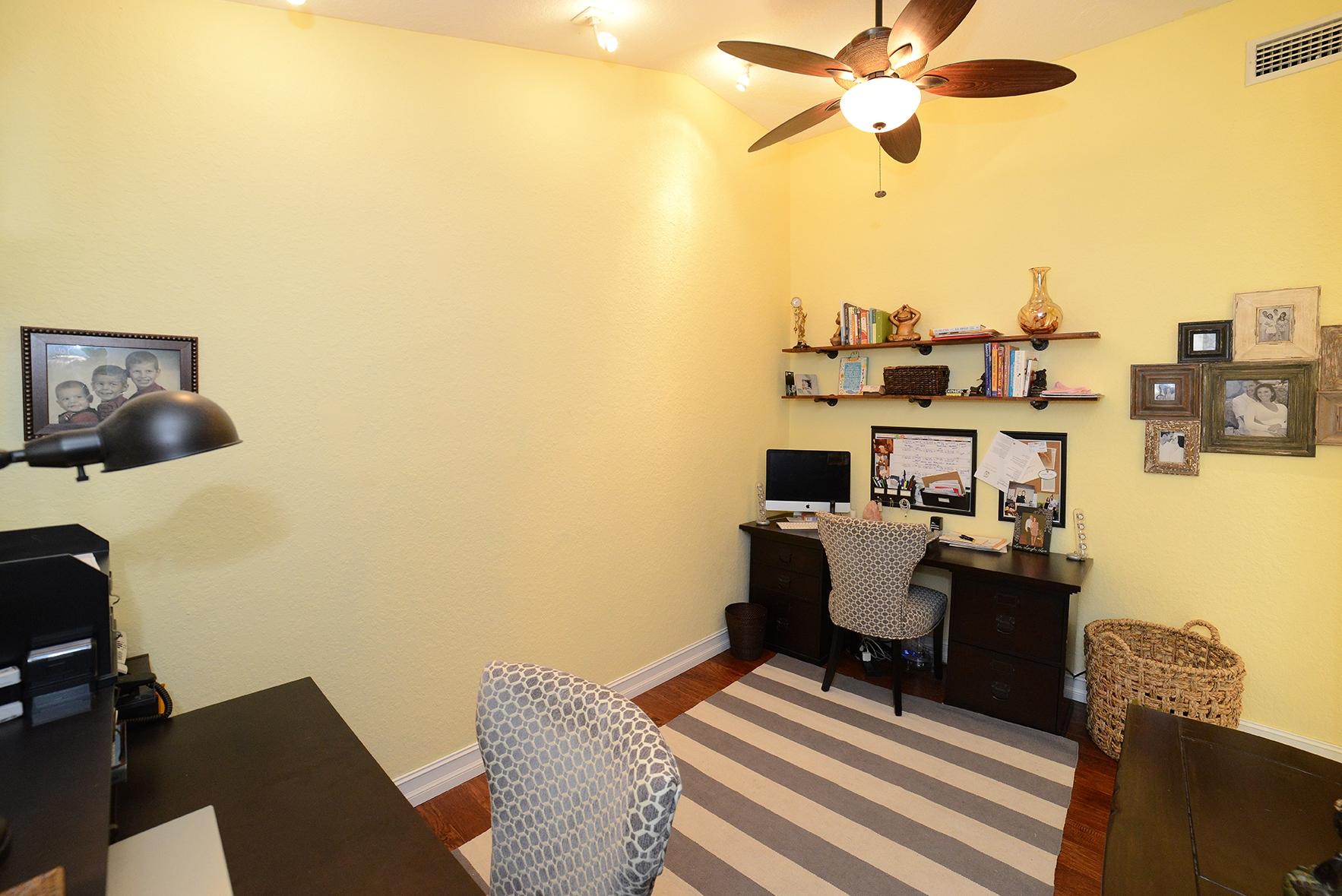 21717 Club Villa Terrace Boca Raton, FL 33433 - Photo 17 of 22 DEN2