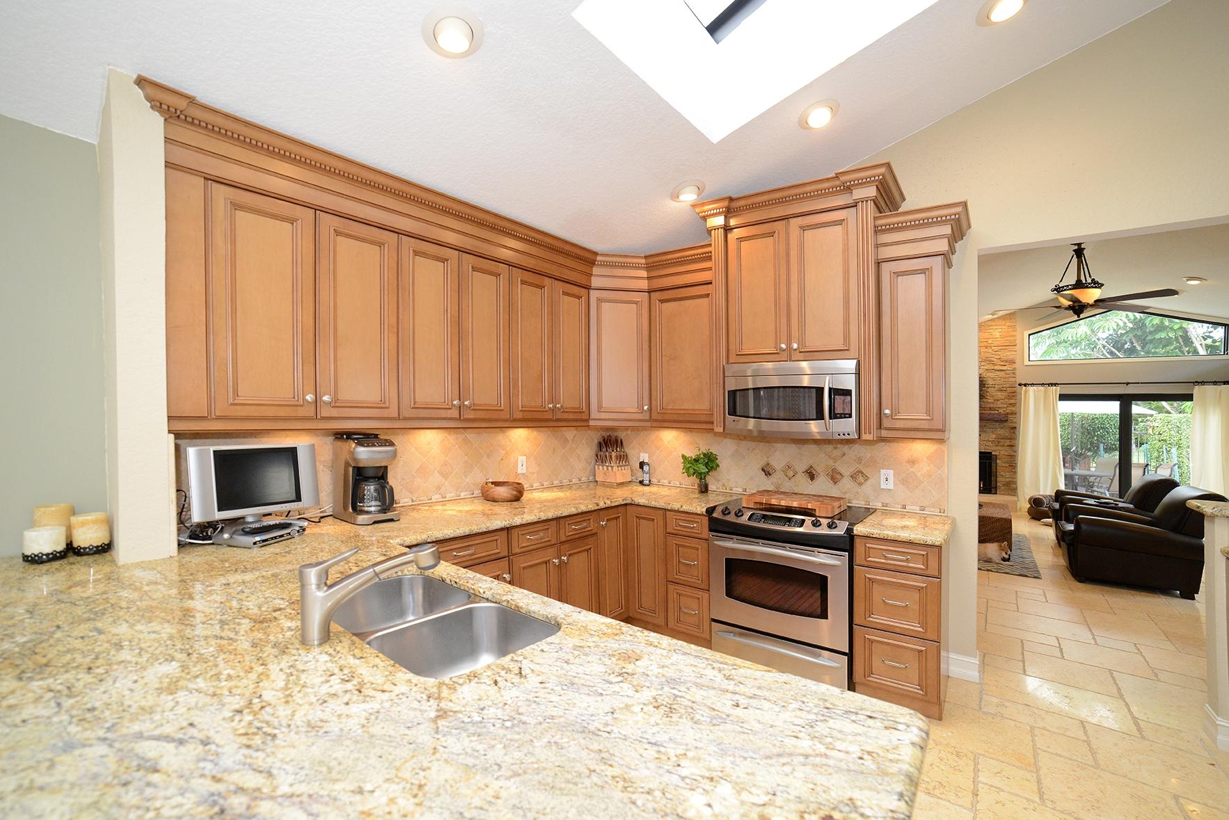21717 Club Villa Terrace Boca Raton, FL 33433 - Photo 8 of 22 KIT