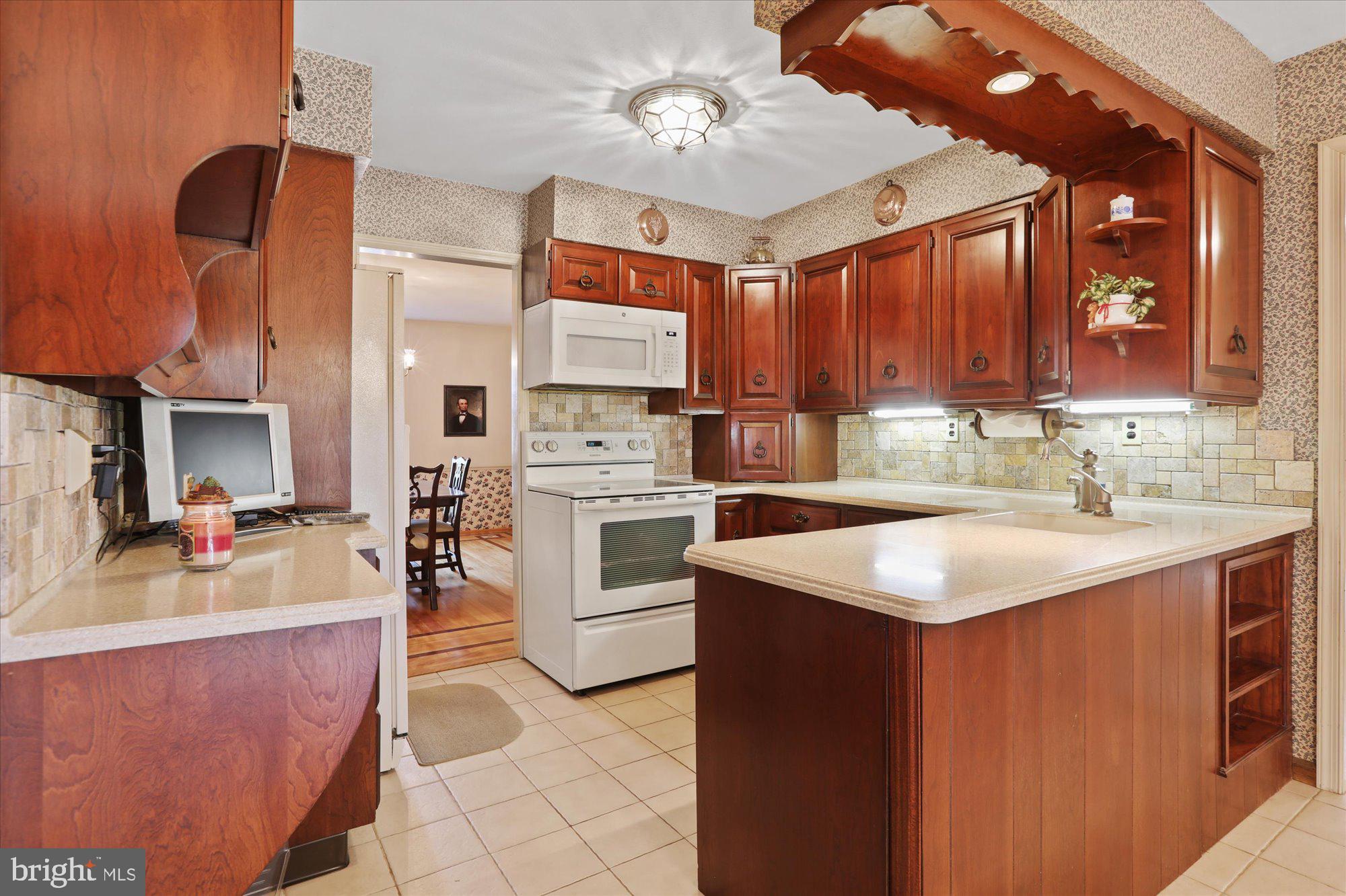 29 Eagle Mt Drive Richboro, PA 18954 - Photo 6 of 24