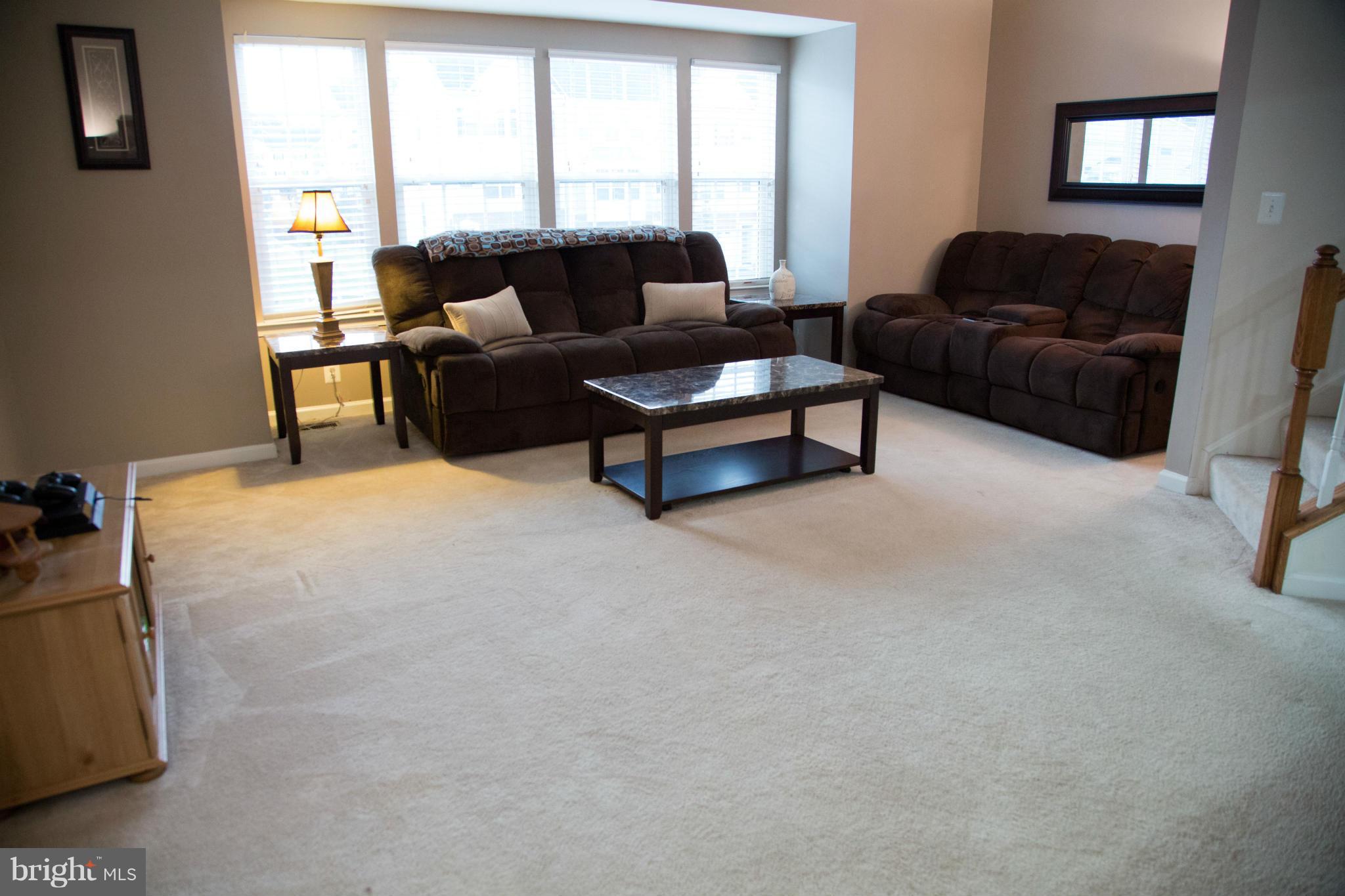 92 Short Branch Road Stafford, VA 22556 - Photo 5 of 17 Living Room
