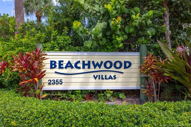 a view of sign board