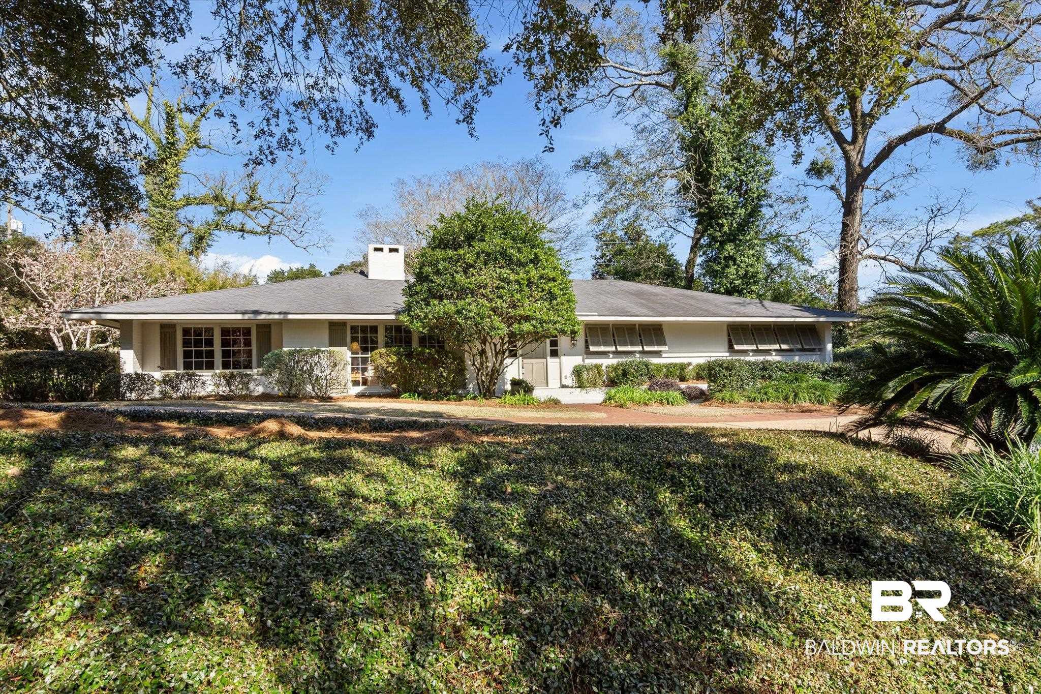 14 Spring Bank Road Mobile, AL 36608 - Photo 1 of 33