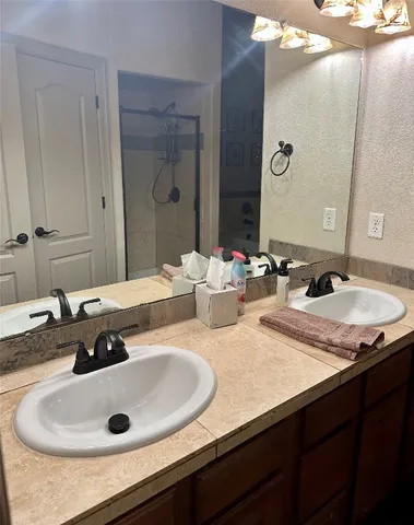 $2,400 | 15105 Cavalier Canyon Drive, Lakeway, TX 78734