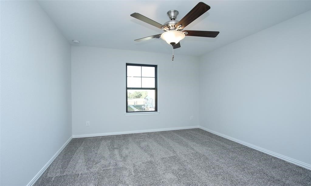 7124 Elgin Street Pearland, TX 77584 - Photo 5 of 14 Bedroom 3 (2021)