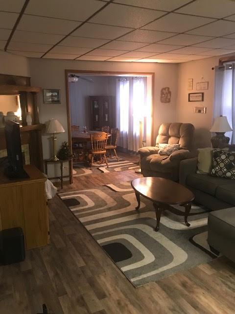 502 Gardner Road New Castle, PA 16101 - Photo 7 of 14 a living room with furniture a window and a table