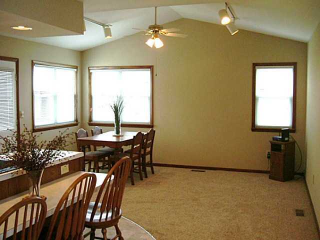 2495 Cranford Road Columbus, OH 43221 - Photo 10 of 14