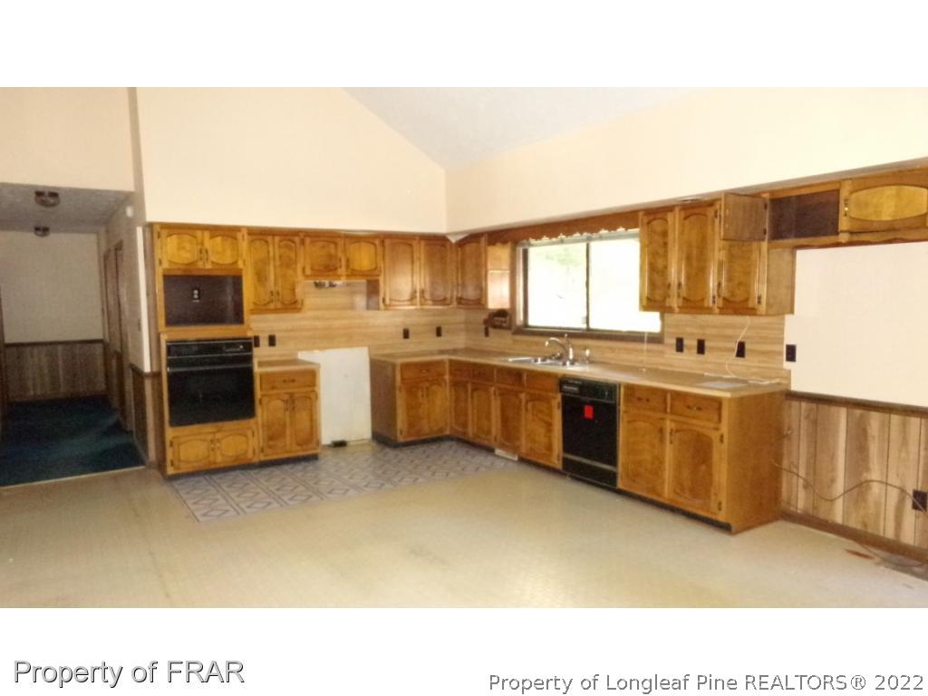 181 Flat Rock Road Red Springs, NC 28377 - Photo 8 of 22 Gallery Image 8