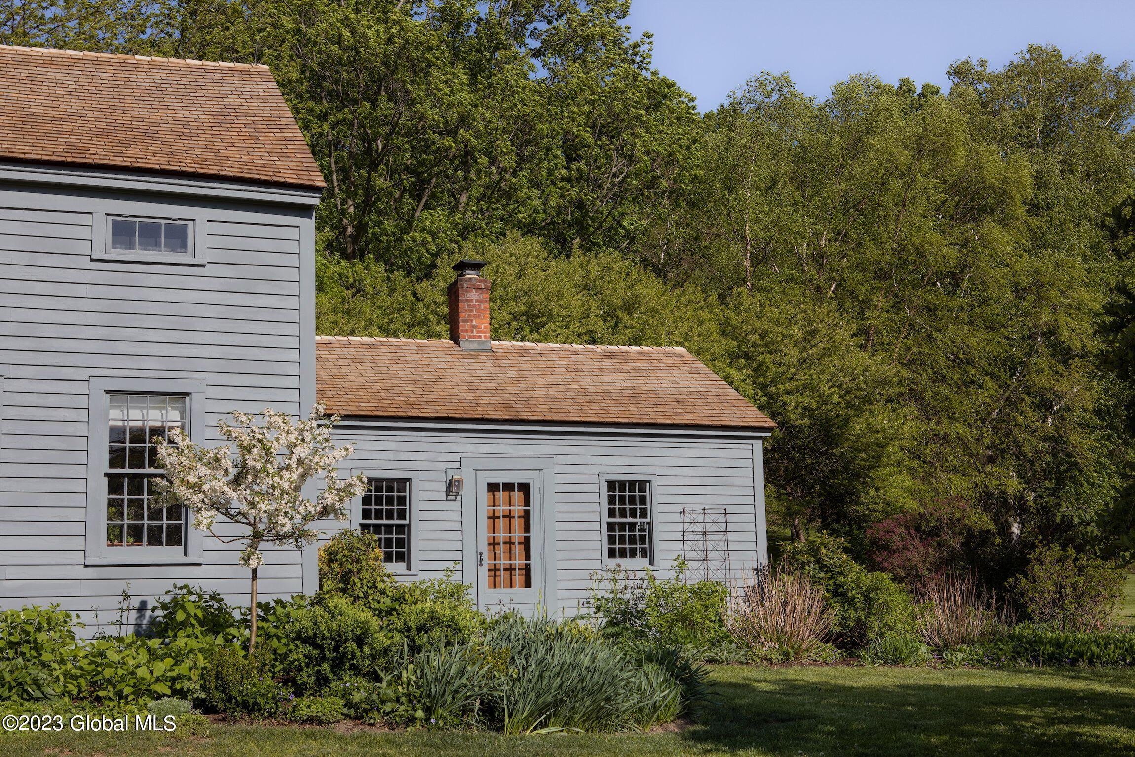 1554 Boston Corners Road Millerton, NY 12546 - Photo 3 of 36 photo_online_003