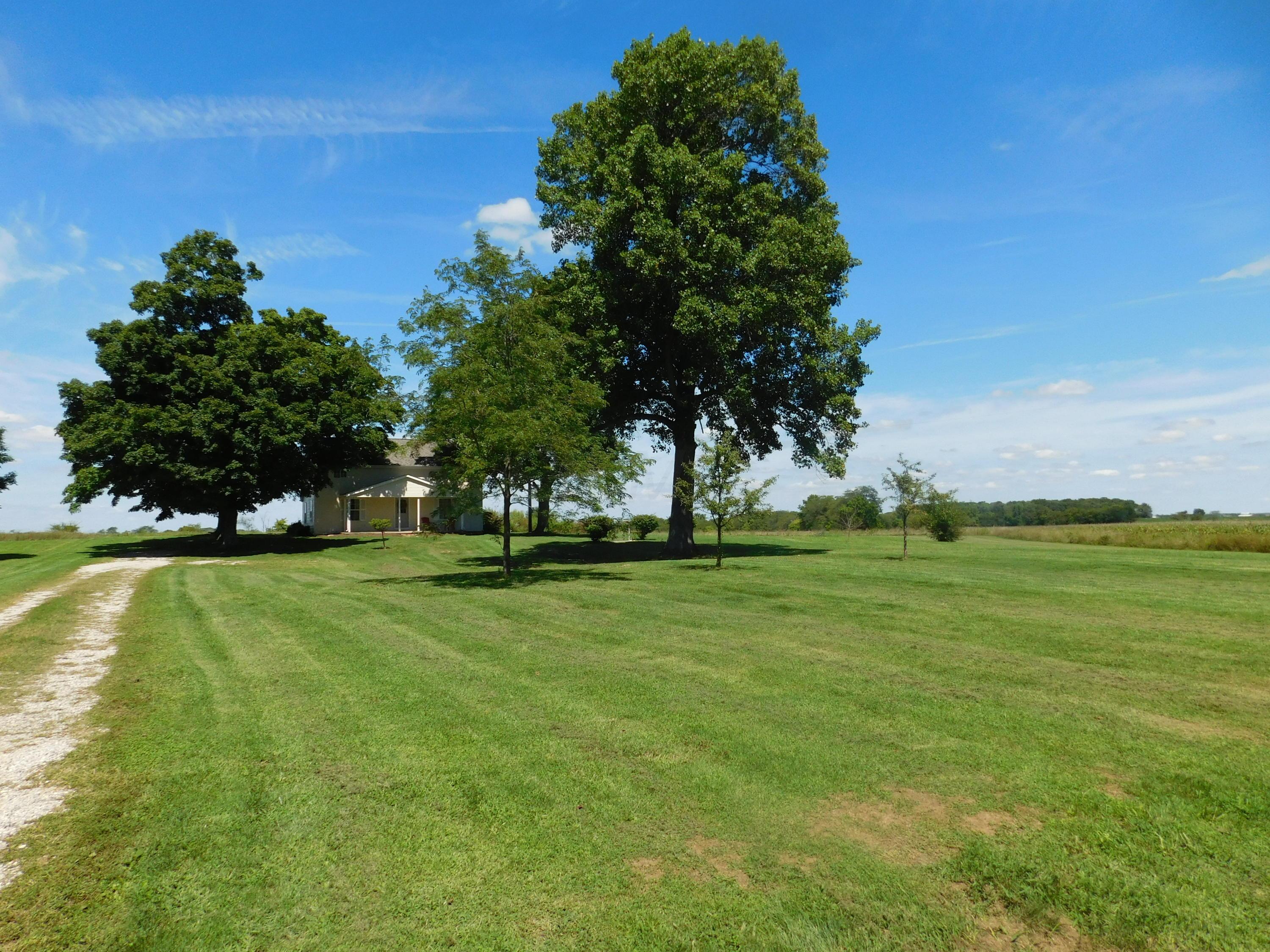 27711 Caldwell Road Circleville, OH 43113 - Photo 3 of 22 Gallery Image 3