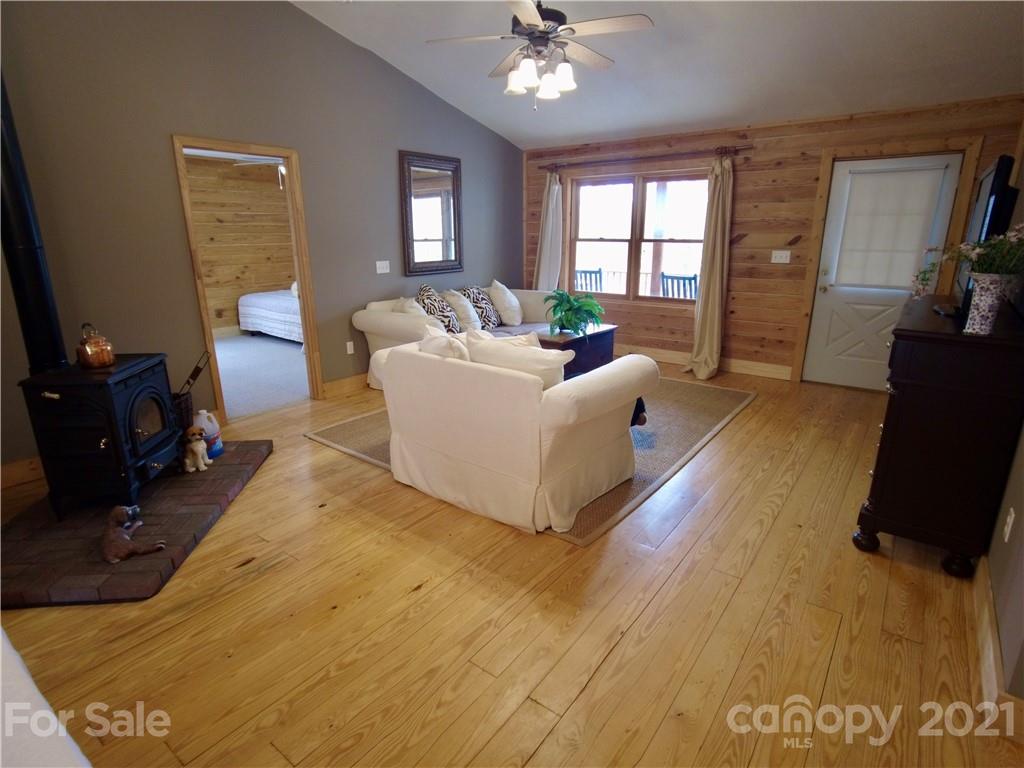 1101 Broom Road Tuckasegee, NC 28783 - Photo 8 of 32 Gallery Image 8
