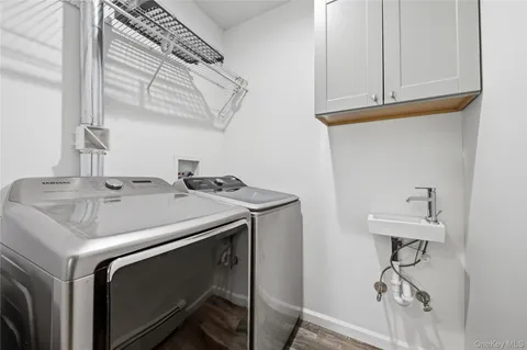 $525,000 | 7 Didio Lane, Montgomery, NY 12549