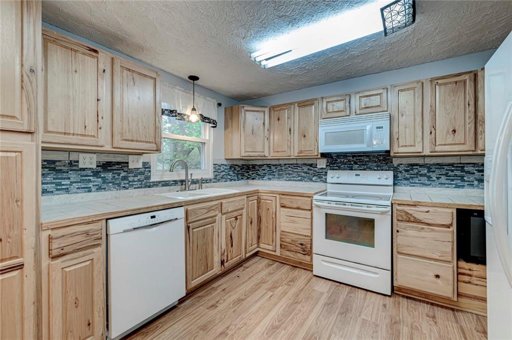 273 Coronado Road Indianapolis, IN 46234 - Photo 7 of 37