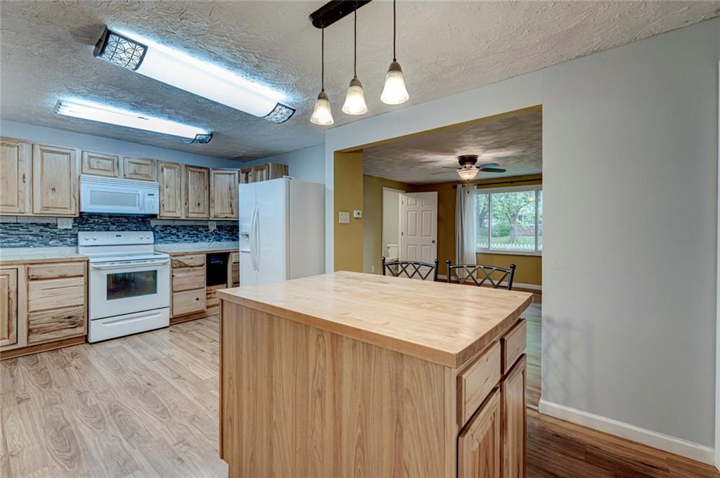 273 Coronado Road Indianapolis, IN 46234 - Photo 9 of 37
