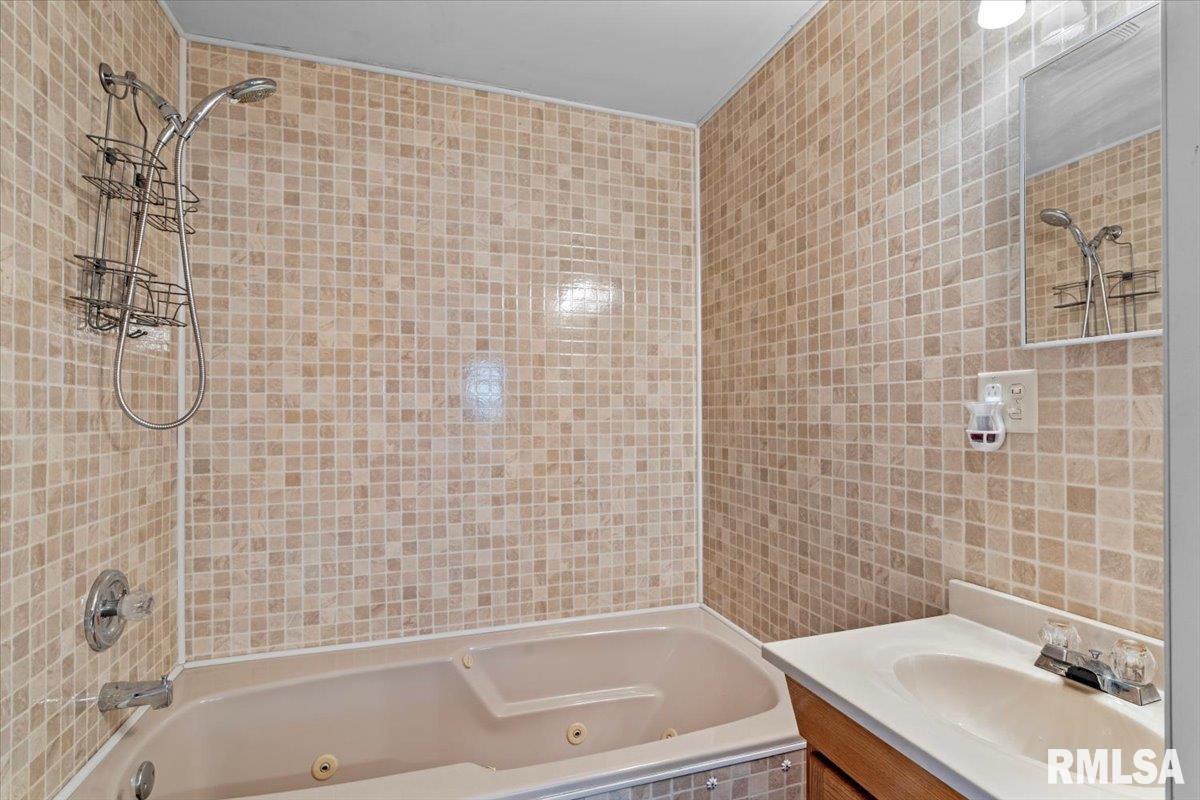2620 Piper Lane Springfield, IL 62707 - Photo 15 of 40 Gallery Image 15