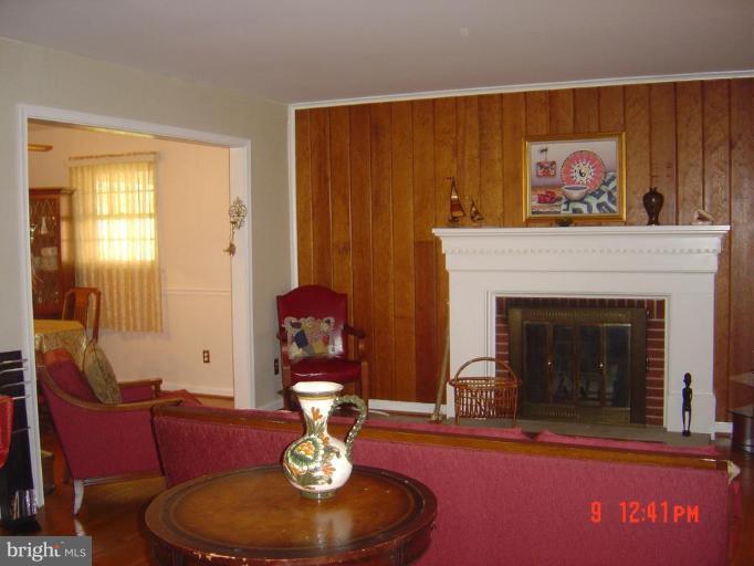 3230 Powder Mill Road Hyattsville, MD 20783 - Photo 3 of 10 Living Room #2