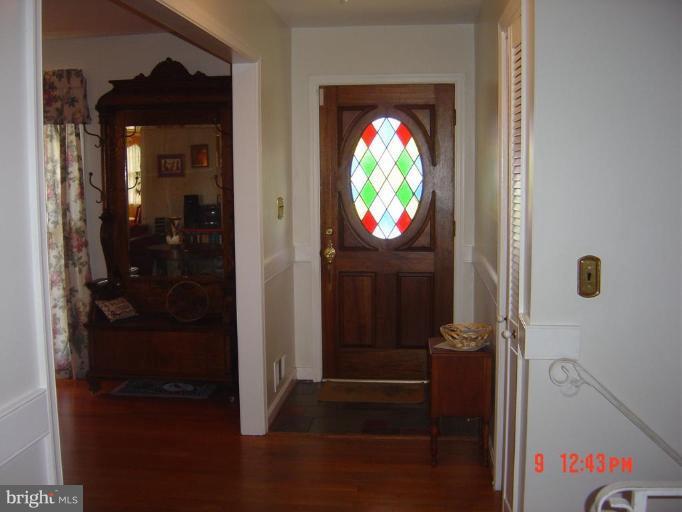 3230 Powder Mill Road Hyattsville, MD 20783 - Photo 7 of 10 Entrance / Foyer