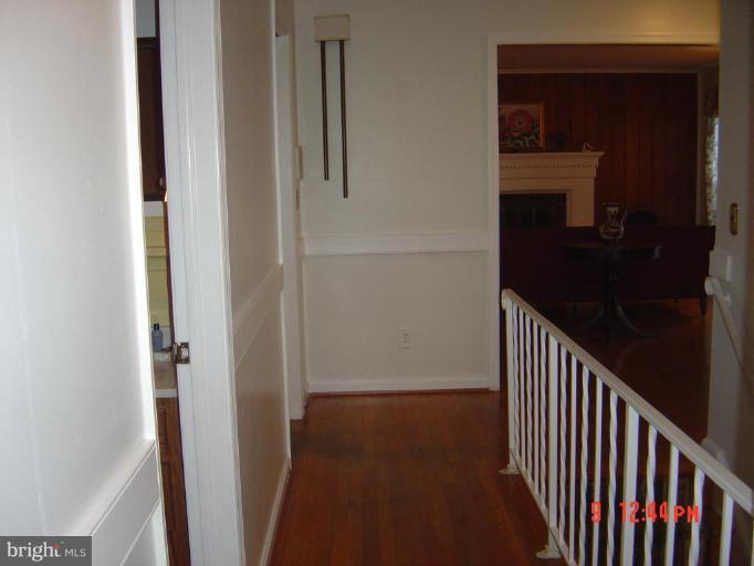 3230 Powder Mill Road Hyattsville, MD 20783 - Photo 8 of 10 Hallway