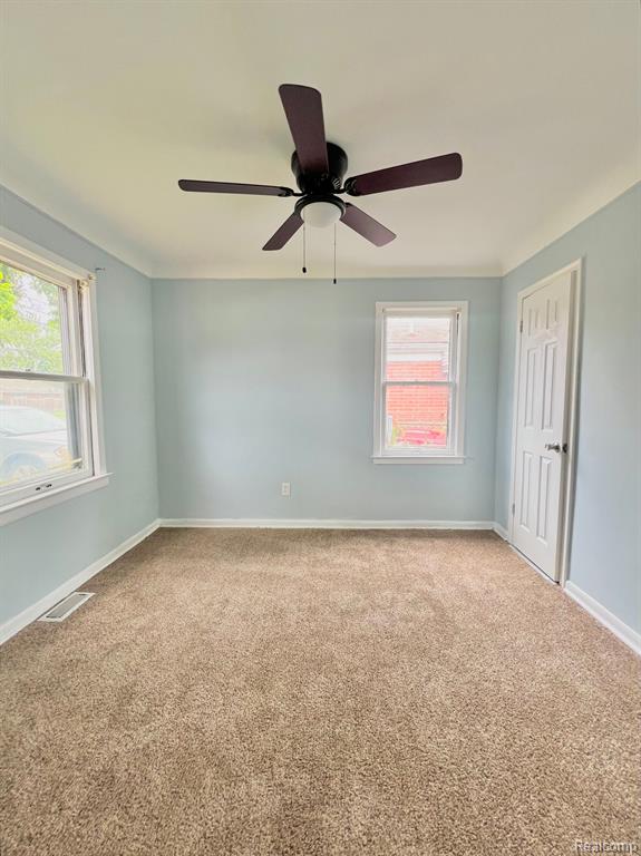 11284 Stephens Warren, MI 48089 - Photo 10 of 15