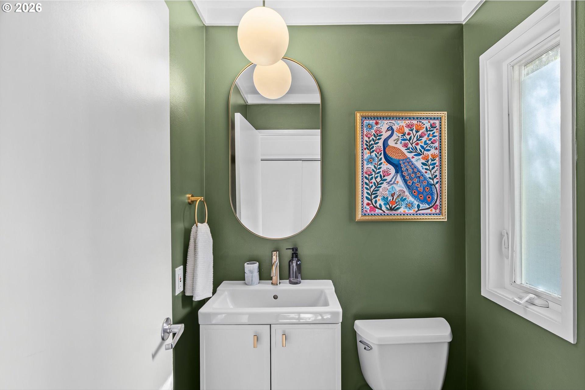 4915 Southwest Barnes Road Portland, OR 97221 - Photo 21 of 42 Gallery Image 21
