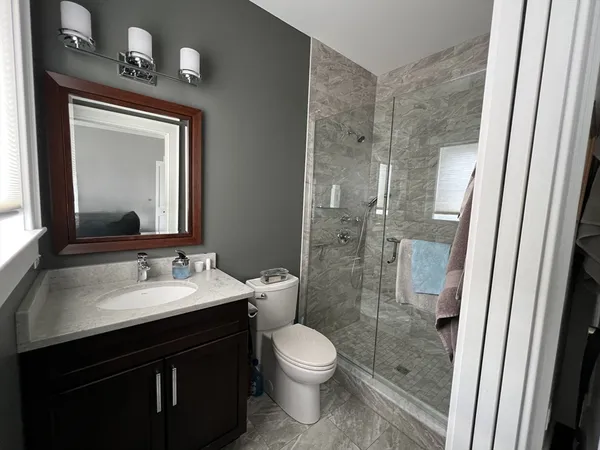 $725,000 | 6 East Commons Drive, Unit 6, Hadley, MA 01035