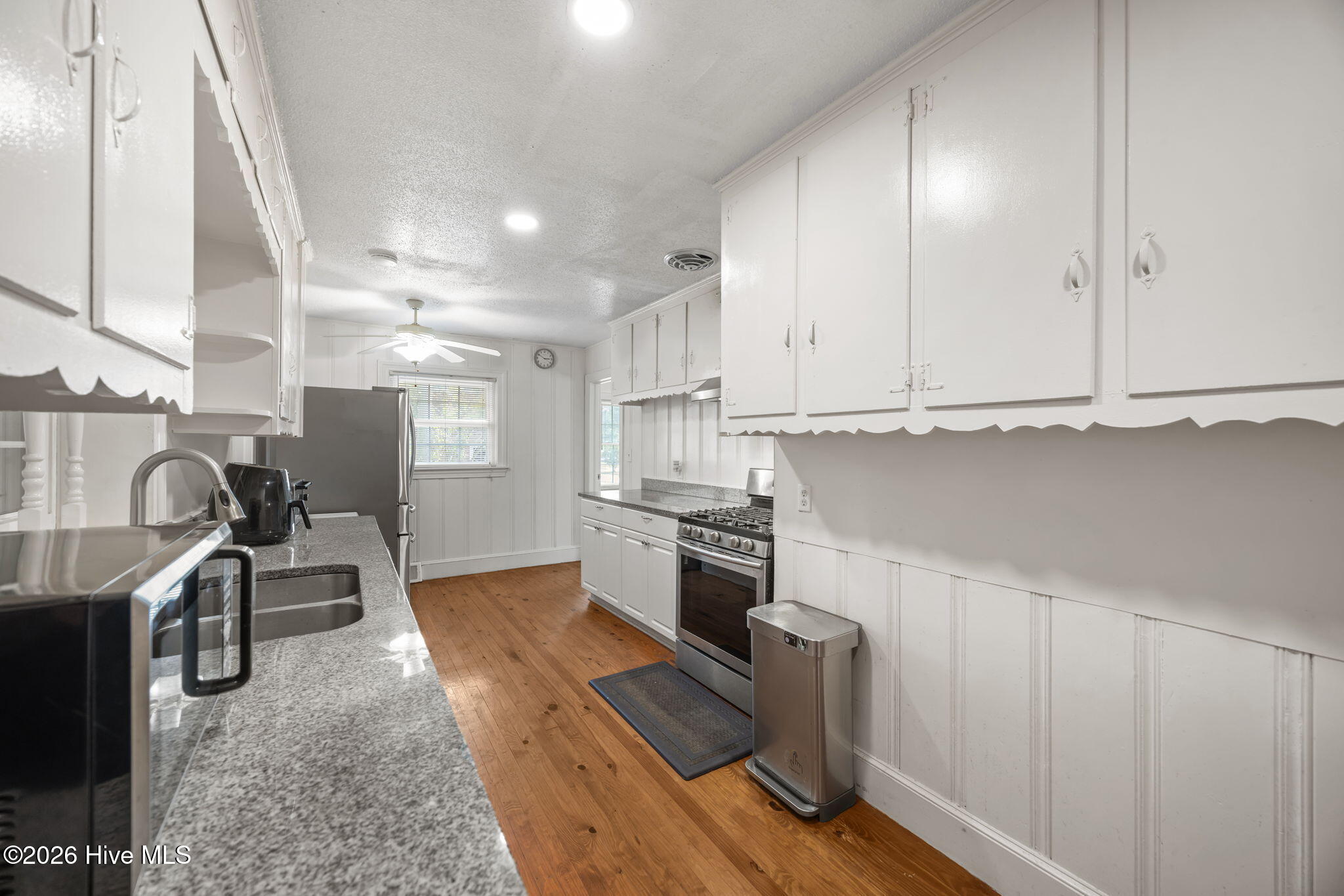 709 Hooker Road Greenville, NC 27834 - Photo 14 of 41 19-web-or-mls-BLS_0030