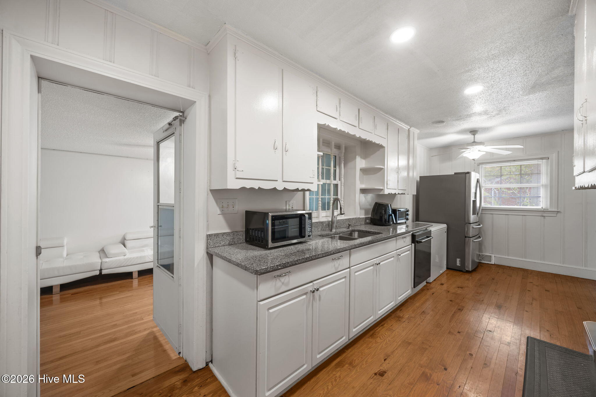 709 Hooker Road Greenville, NC 27834 - Photo 15 of 41 18-web-or-mls-BLS_0027