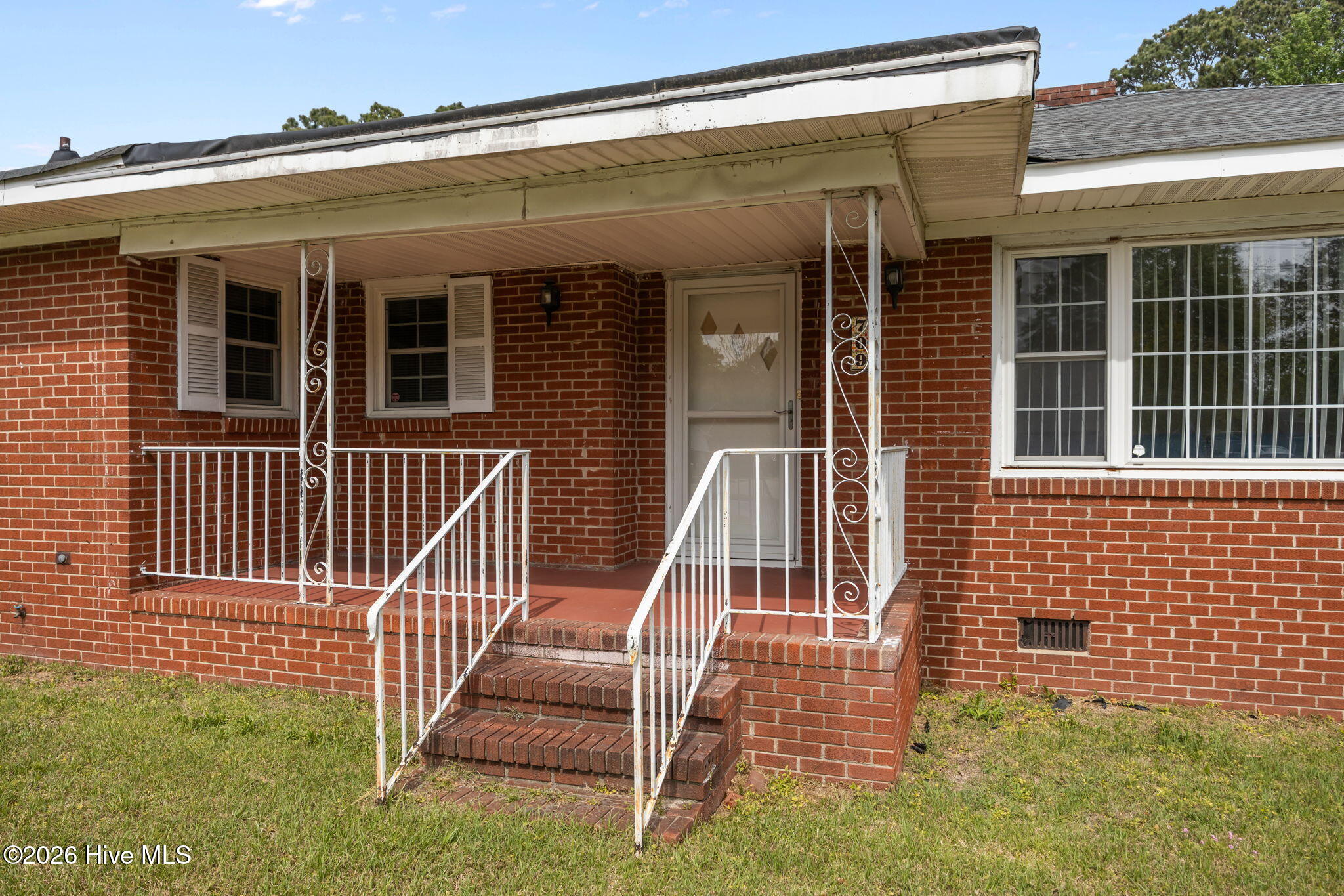 709 Hooker Road Greenville, NC 27834 - Photo 2 of 41 3-web-or-mls-BLS_0003 (1)