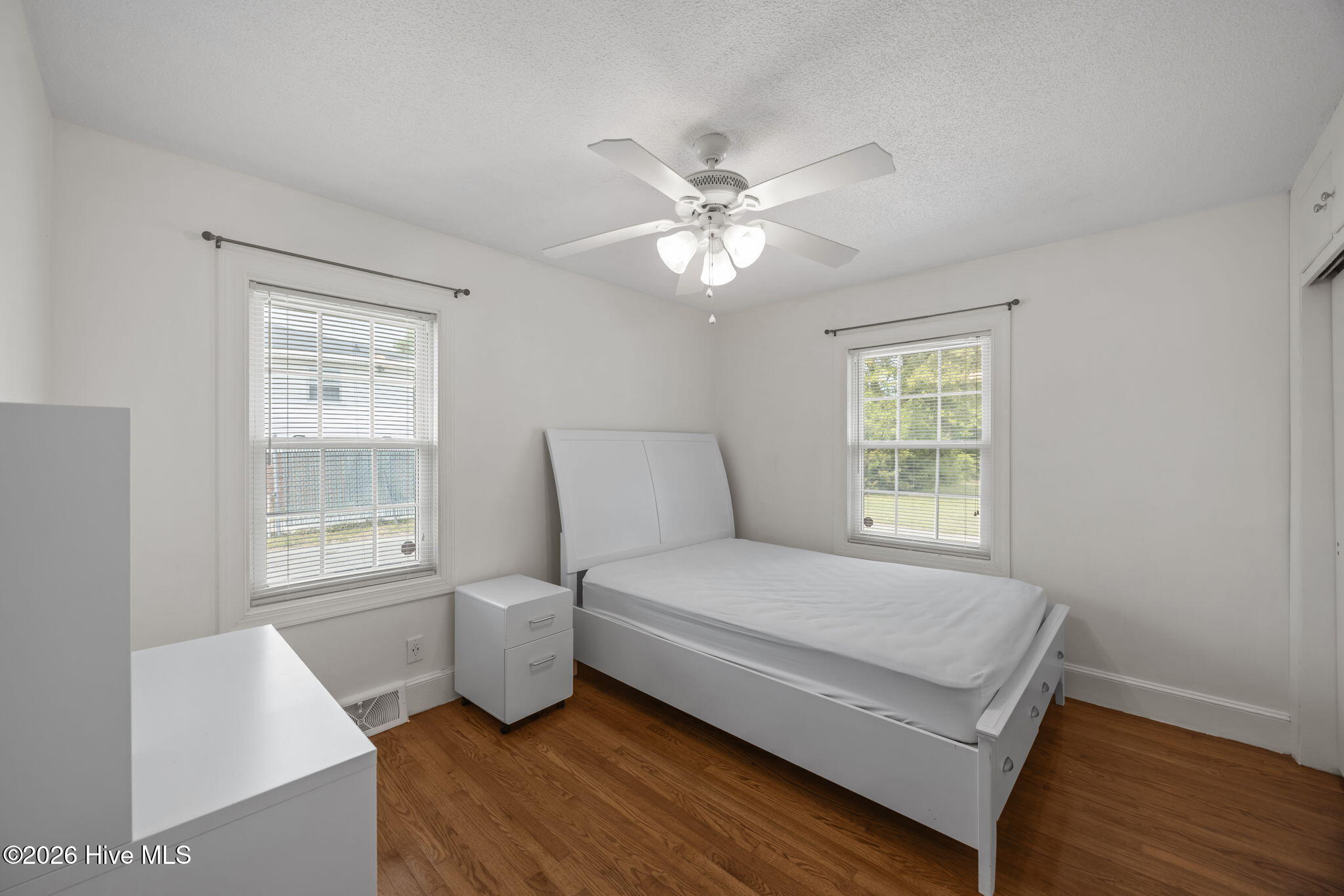 709 Hooker Road Greenville, NC 27834 - Photo 27 of 41 27-web-or-mls-BLS_0054