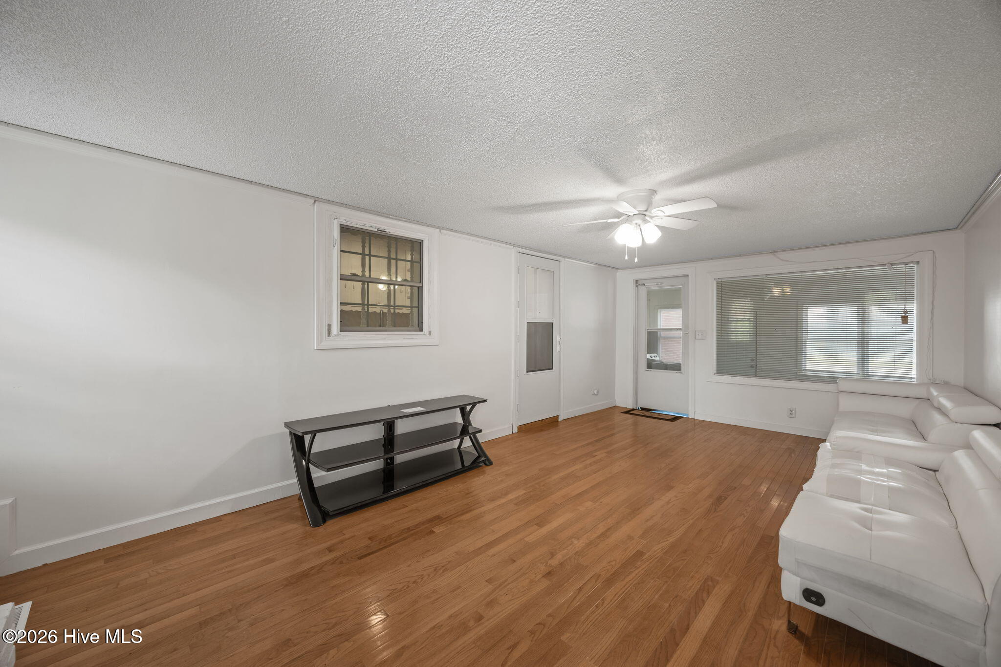 709 Hooker Road Greenville, NC 27834 - Photo 30 of 41 32-web-or-mls-BLS_0069