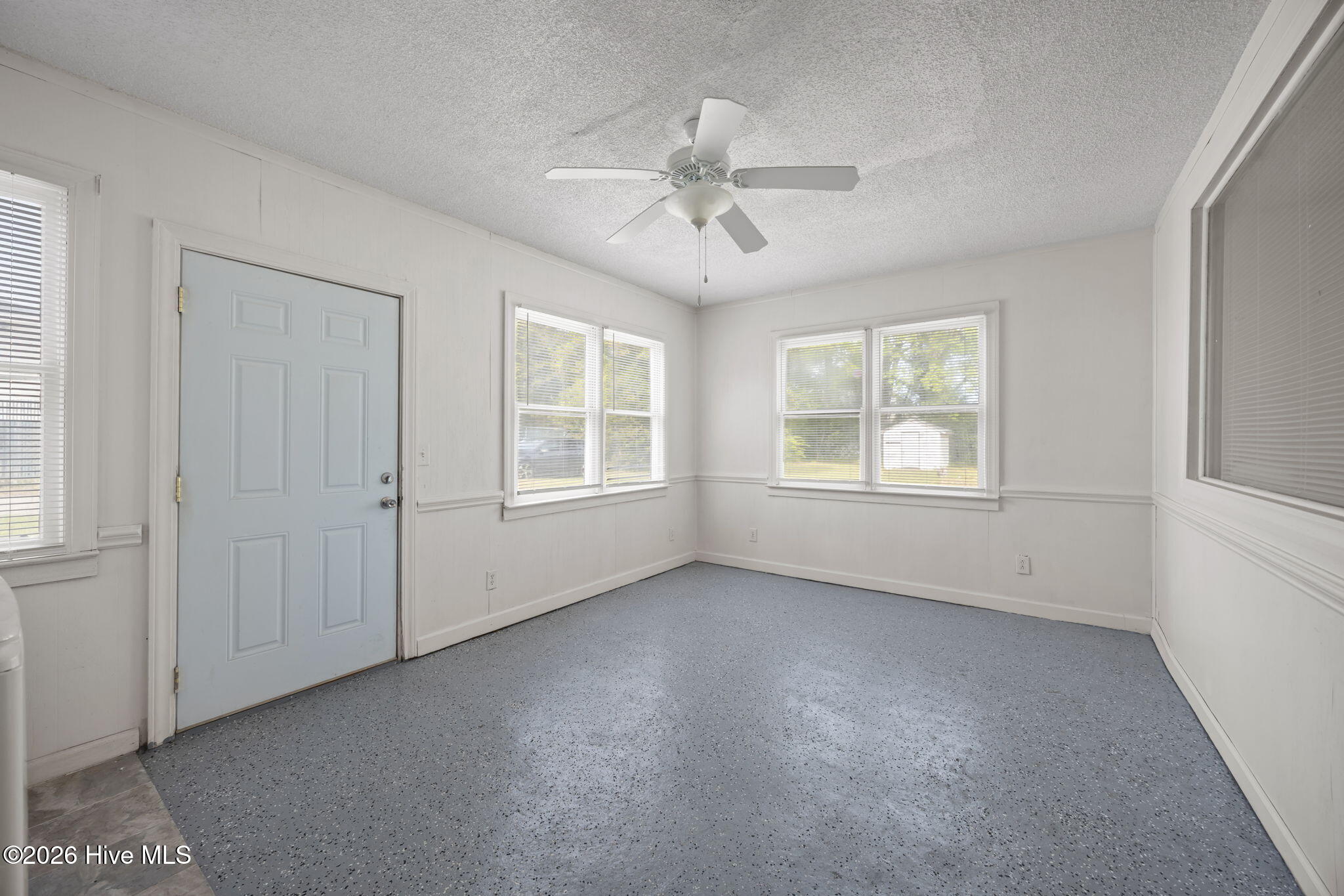 709 Hooker Road Greenville, NC 27834 - Photo 31 of 41 33-web-or-mls-BLS_0072