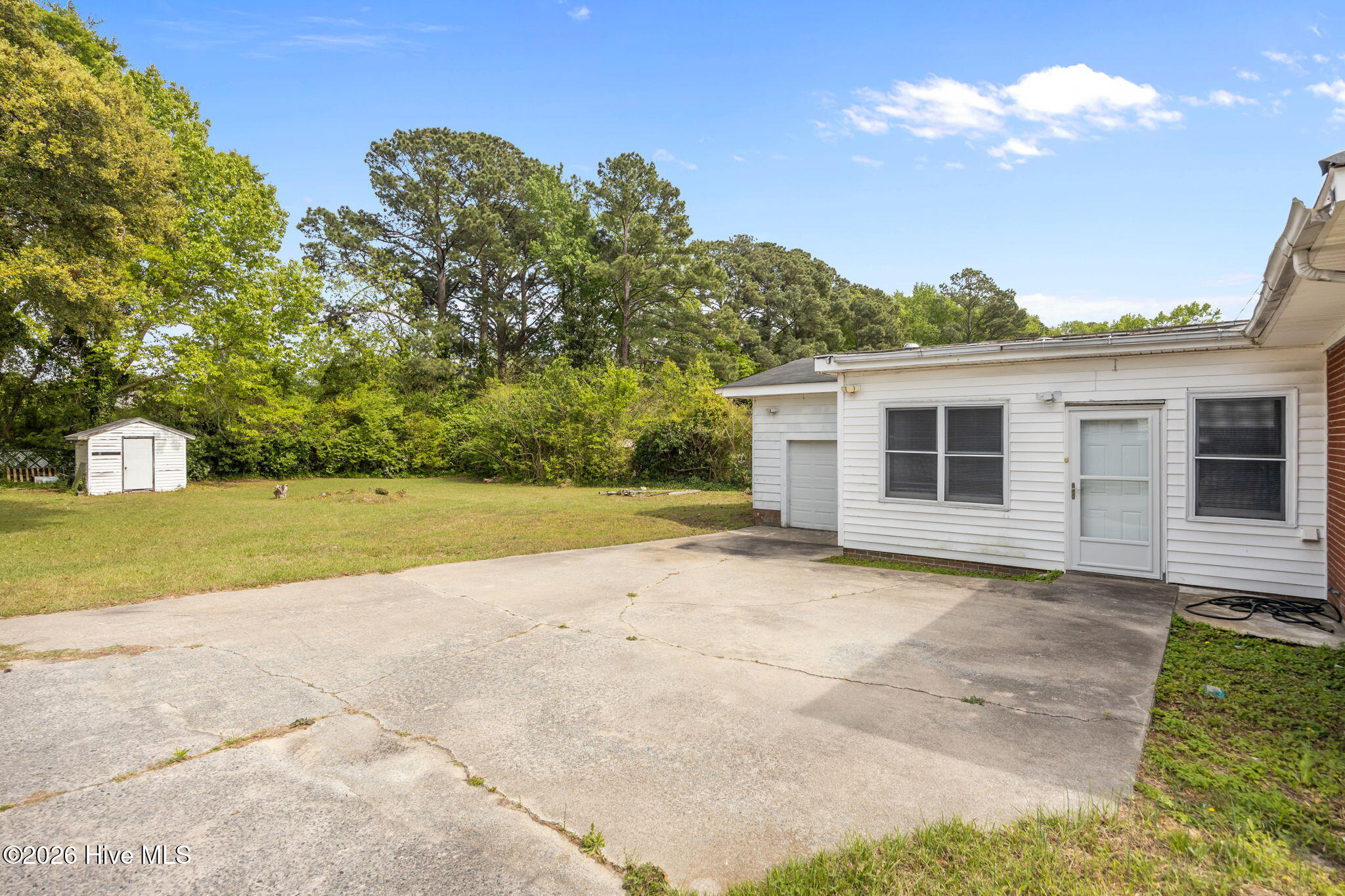 709 Hooker Road Greenville, NC 27834 - Photo 5 of 41 9-web-or-mls-BLS_0007