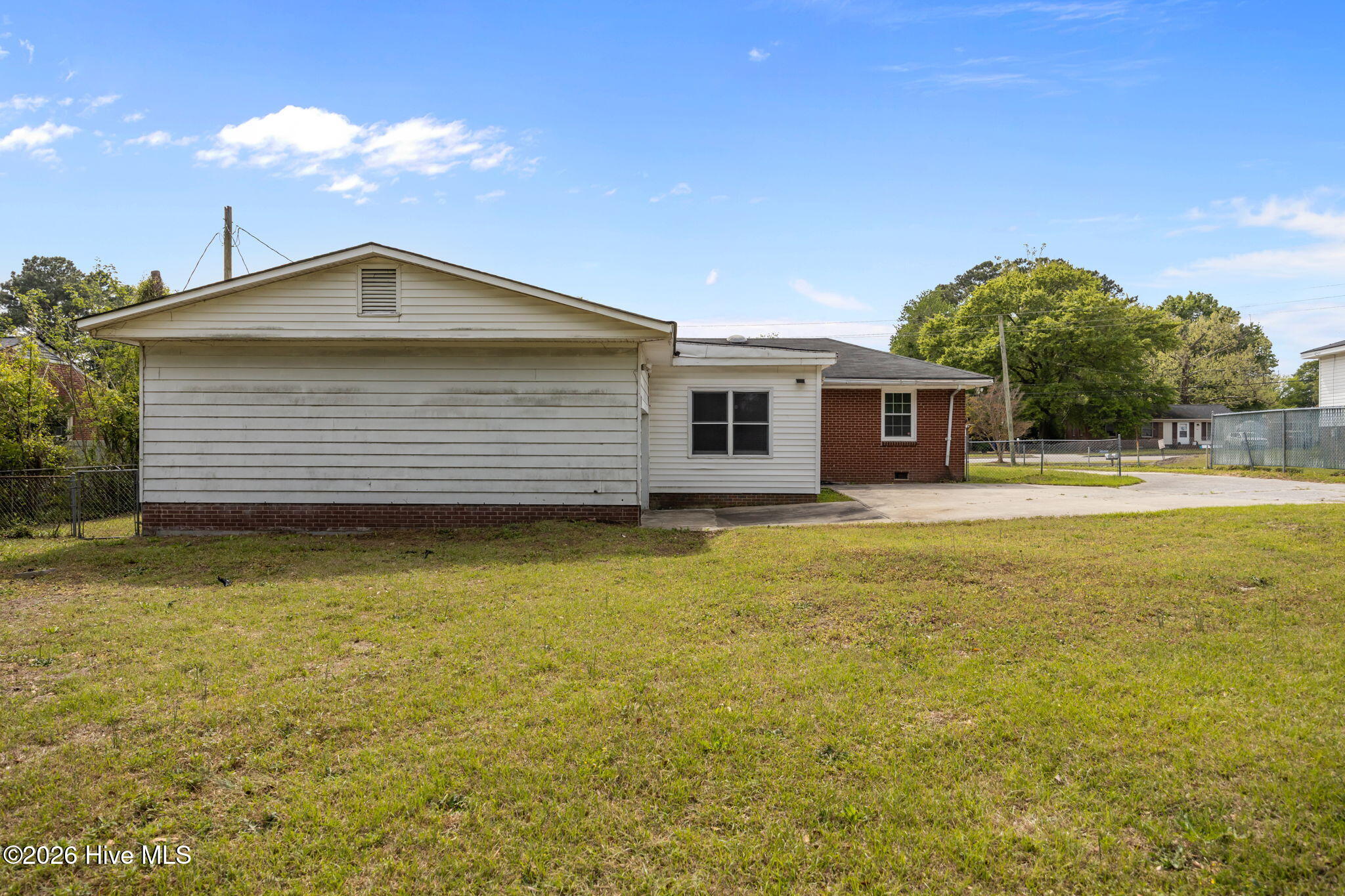 709 Hooker Road Greenville, NC 27834 - Photo 6 of 41 7-web-or-mls-BLS_0006 (1)