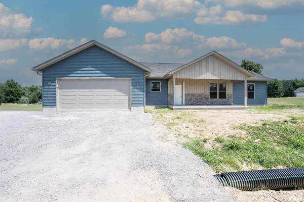 $279,900 | 658 Copper Crk Lane, Herrin, IL 62948