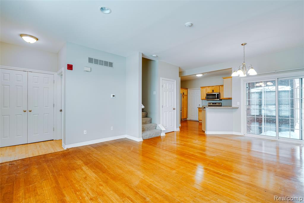 1584 Commodore Circle Canton, MI 48187 - Photo 7 of 50