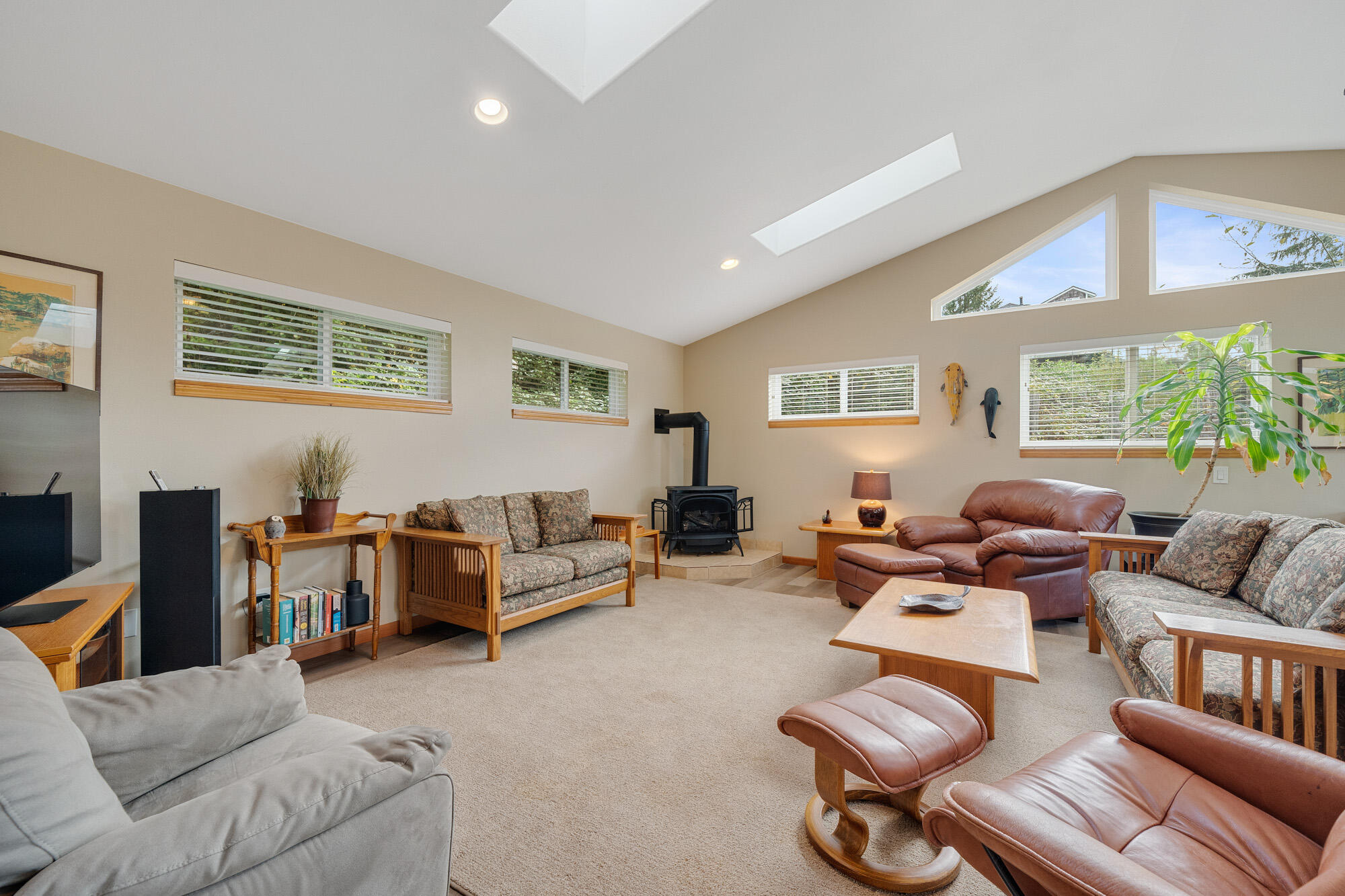 228 Hemlock Street Wheeler, OR 97147 - Photo 19 of 38 DSC02942