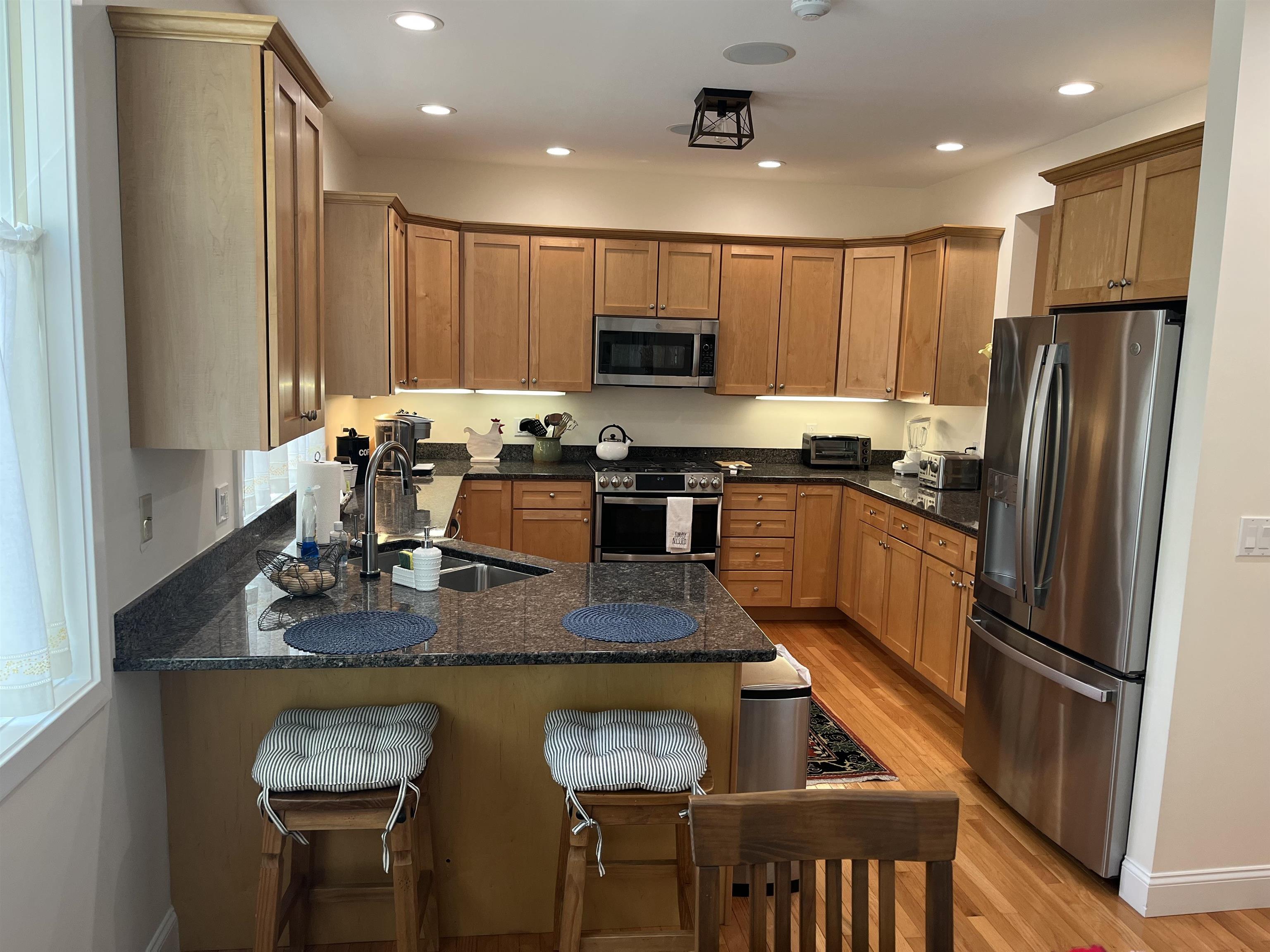 67 Granite Way, Unit 3A Hartford, VT 05059 - Photo 3 of 34