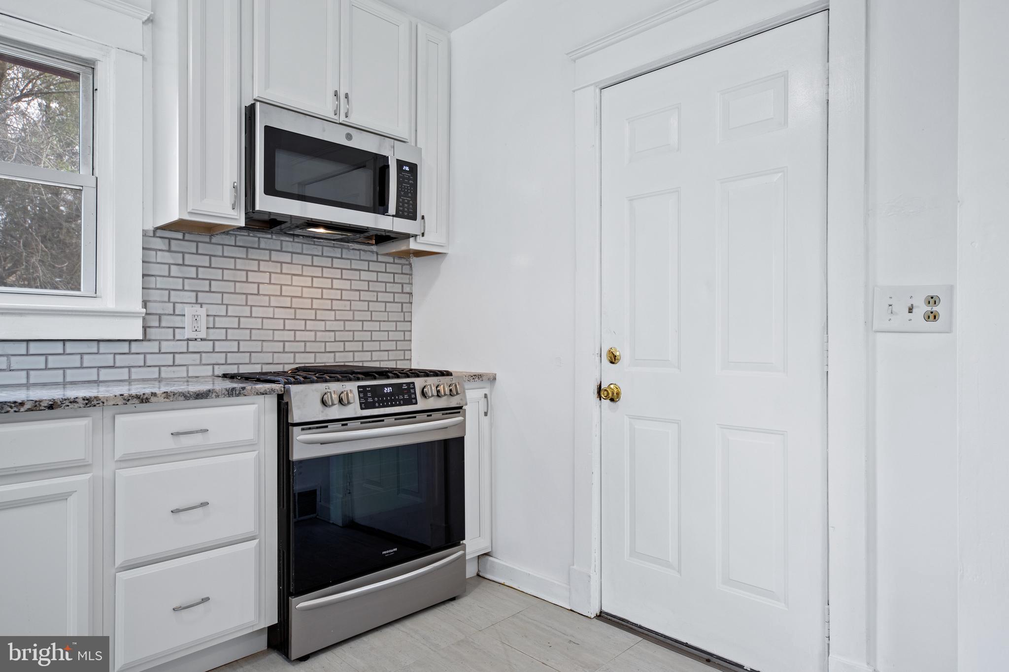 1909 South Main Road Vineland, NJ 08360 - Photo 16 of 38 Kitchen