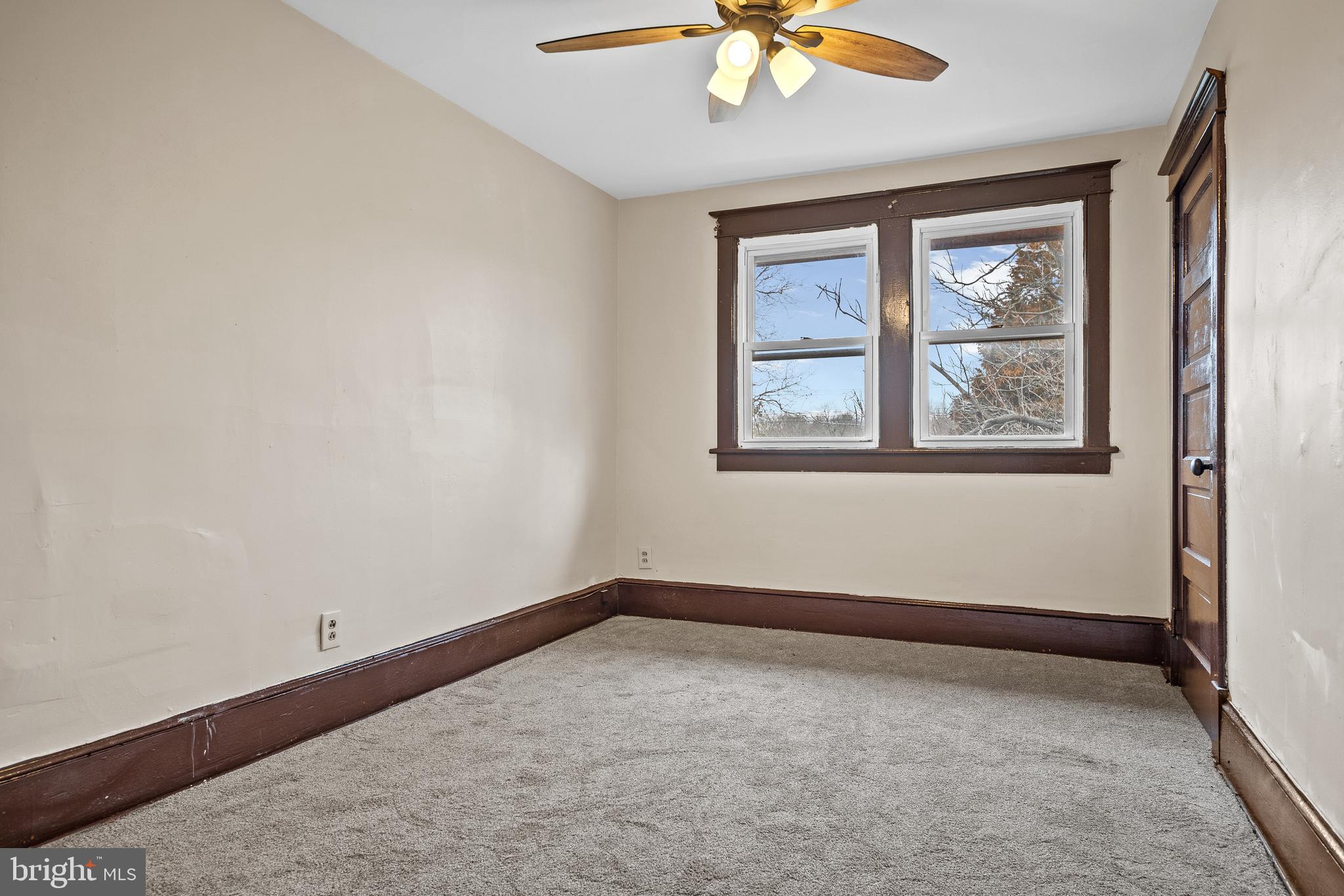 1909 South Main Road Vineland, NJ 08360 - Photo 18 of 38 Bedroom 1